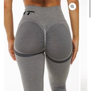 Echt Arise Scrunch Leggings